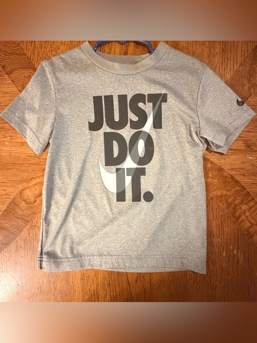 Nike Kids Gray 'Just Do It' Graphic Short-Sleeve Tee